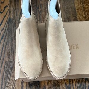 Steve Madden Leopold  Tan Suede Boots